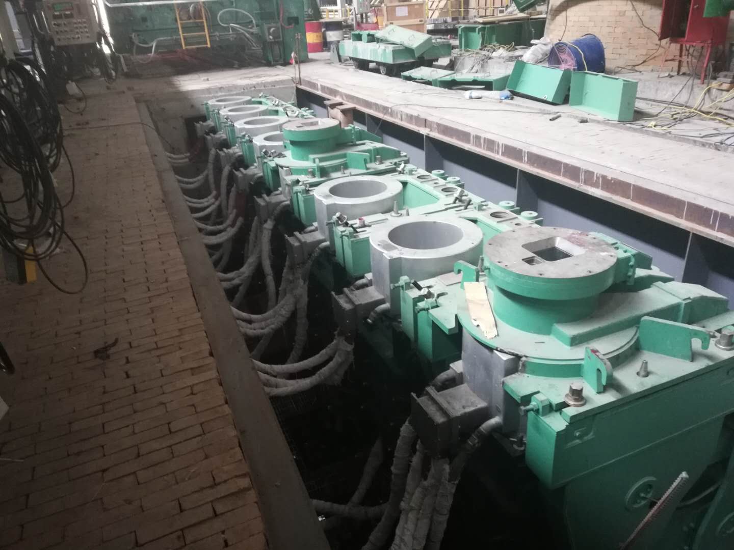 Patentierter elektromagnetischer Rührer mit fortschrittlicher metallurgischer Technologie für das Stranggießen zur Verbesserung der Stahlqualität